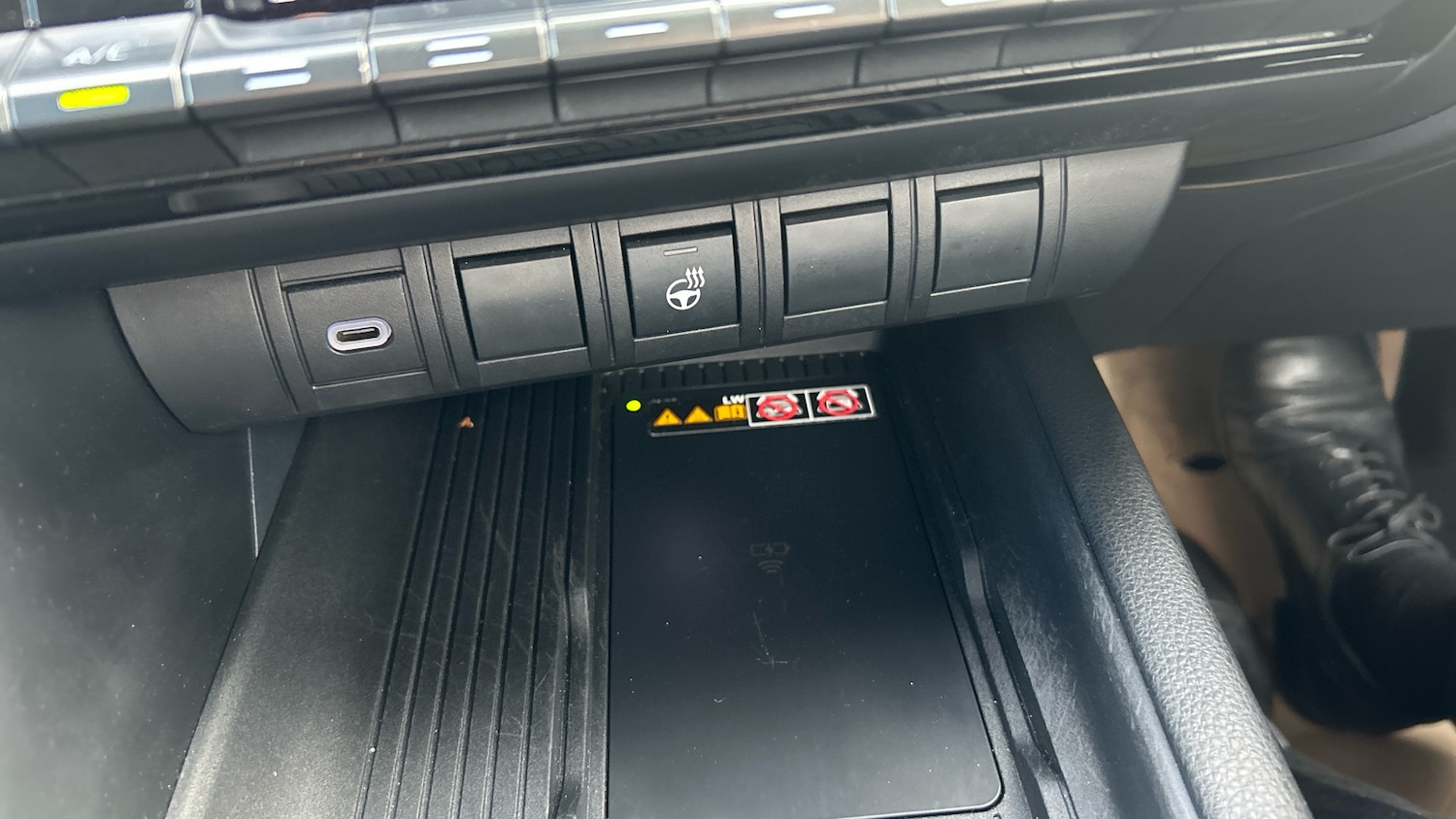 Used Toyota C-HR 2025 for sale - 76473956: Photo 39