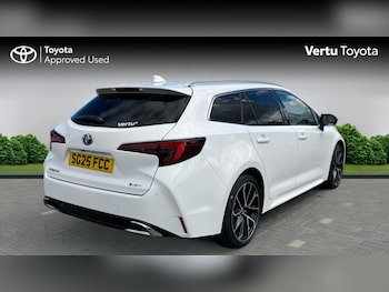 Used Toyota Corolla 2025 for sale - 76040626: Photo 2
