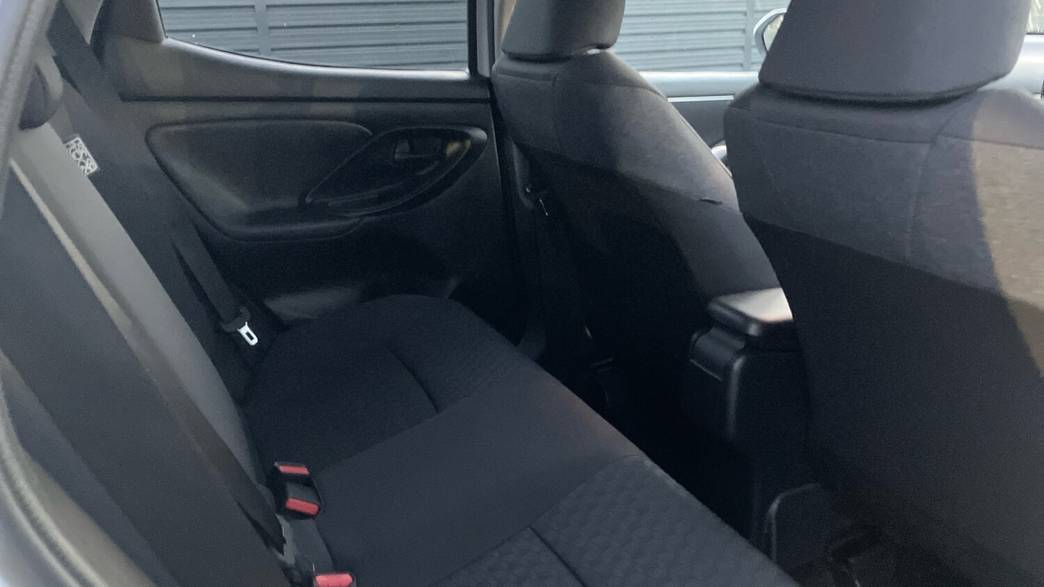 Used Toyota Yaris 2023 for sale - 76518438: Photo 12