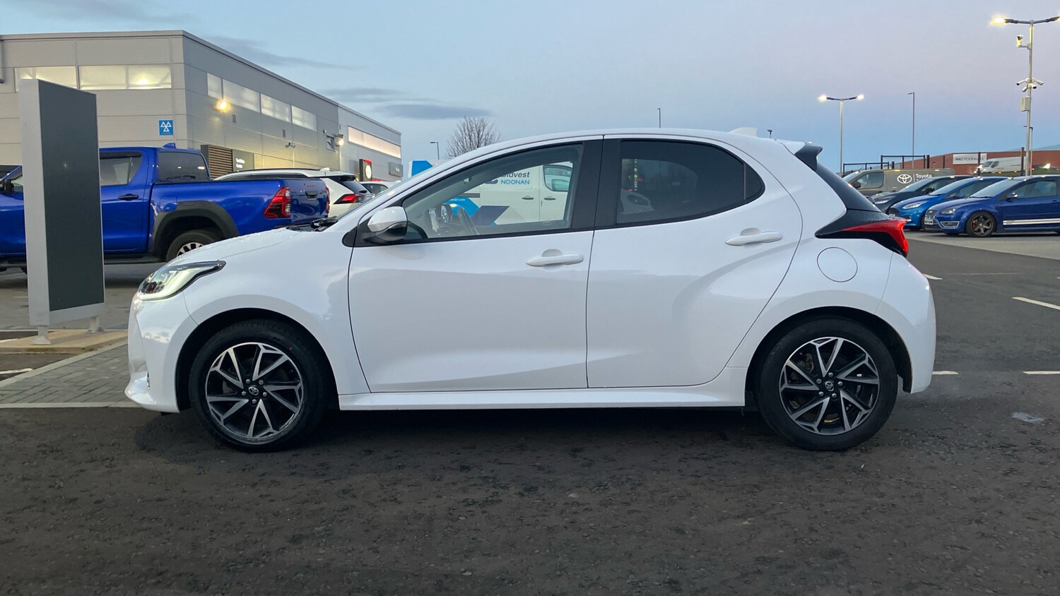 Used Toyota Yaris 2023 for sale - 76518438: Photo 17