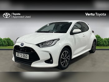 Used Toyota Yaris 2023 for sale - 76518438: Photo