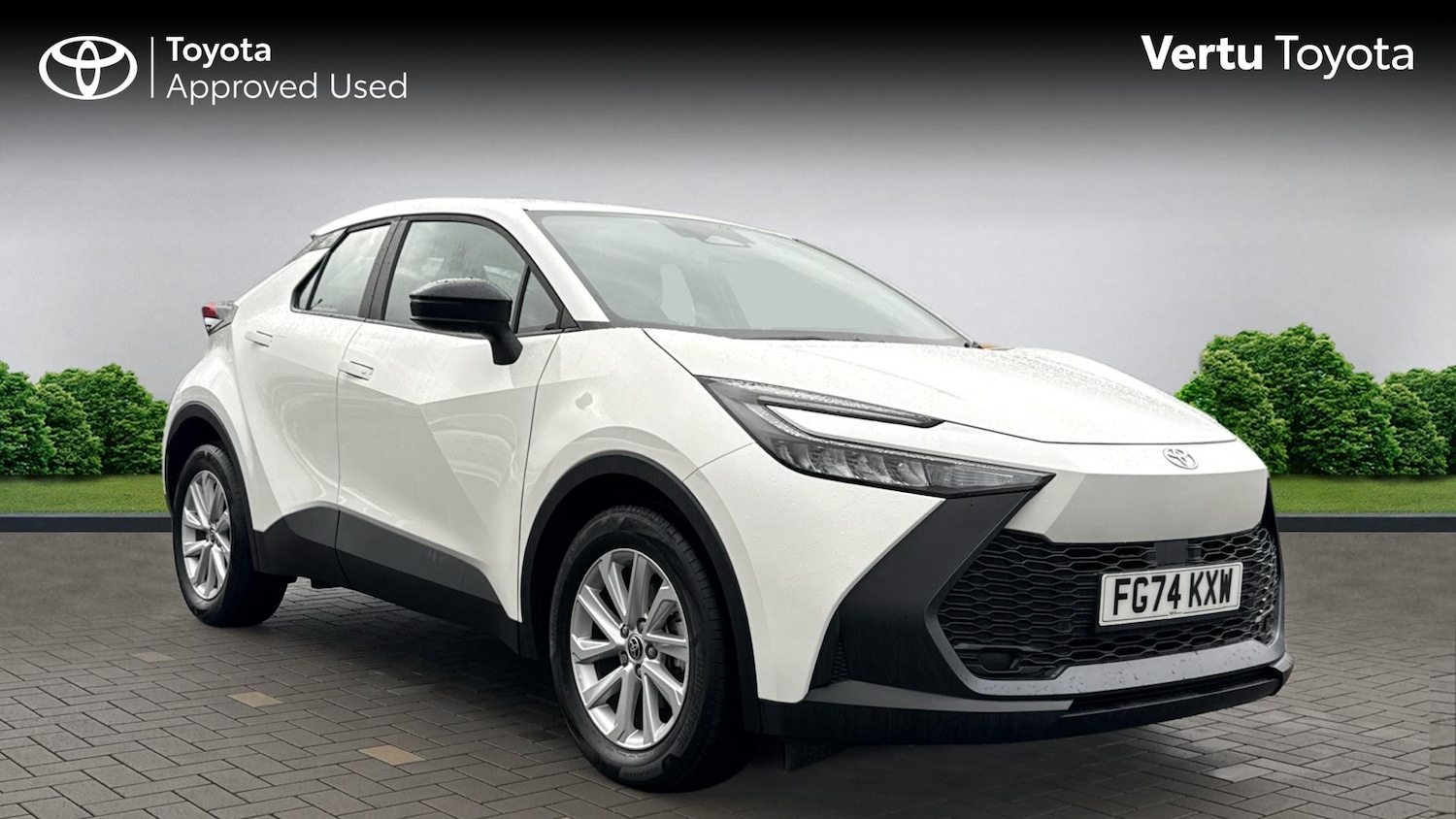 Used Toyota C-HR 2024 for sale - 76493763: Photo 1