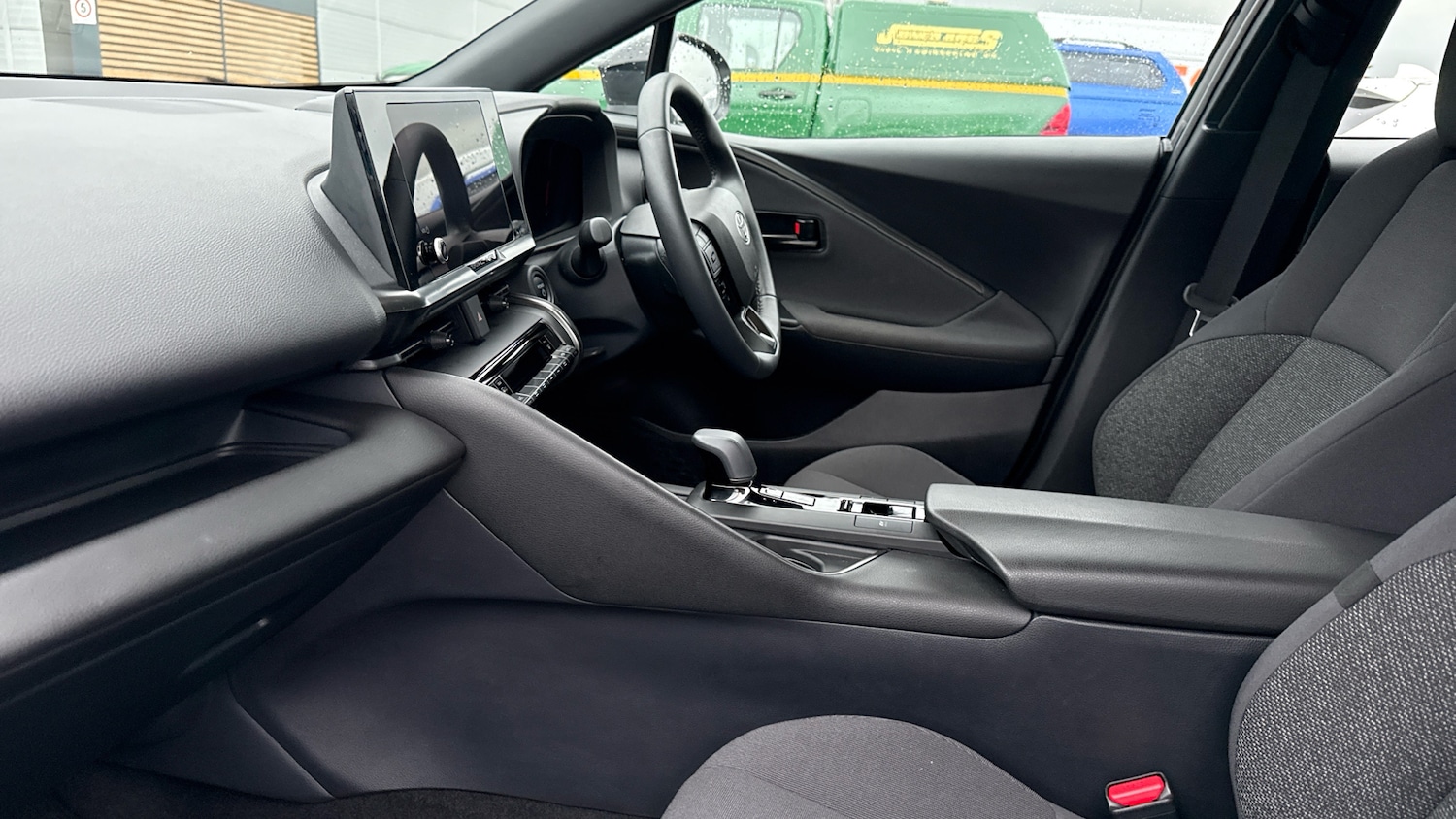 Used Toyota C-HR 2024 for sale - 76493763: Photo 10