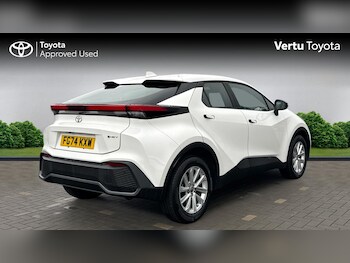Used Toyota C-HR 2024 for sale - 76493763: Photo