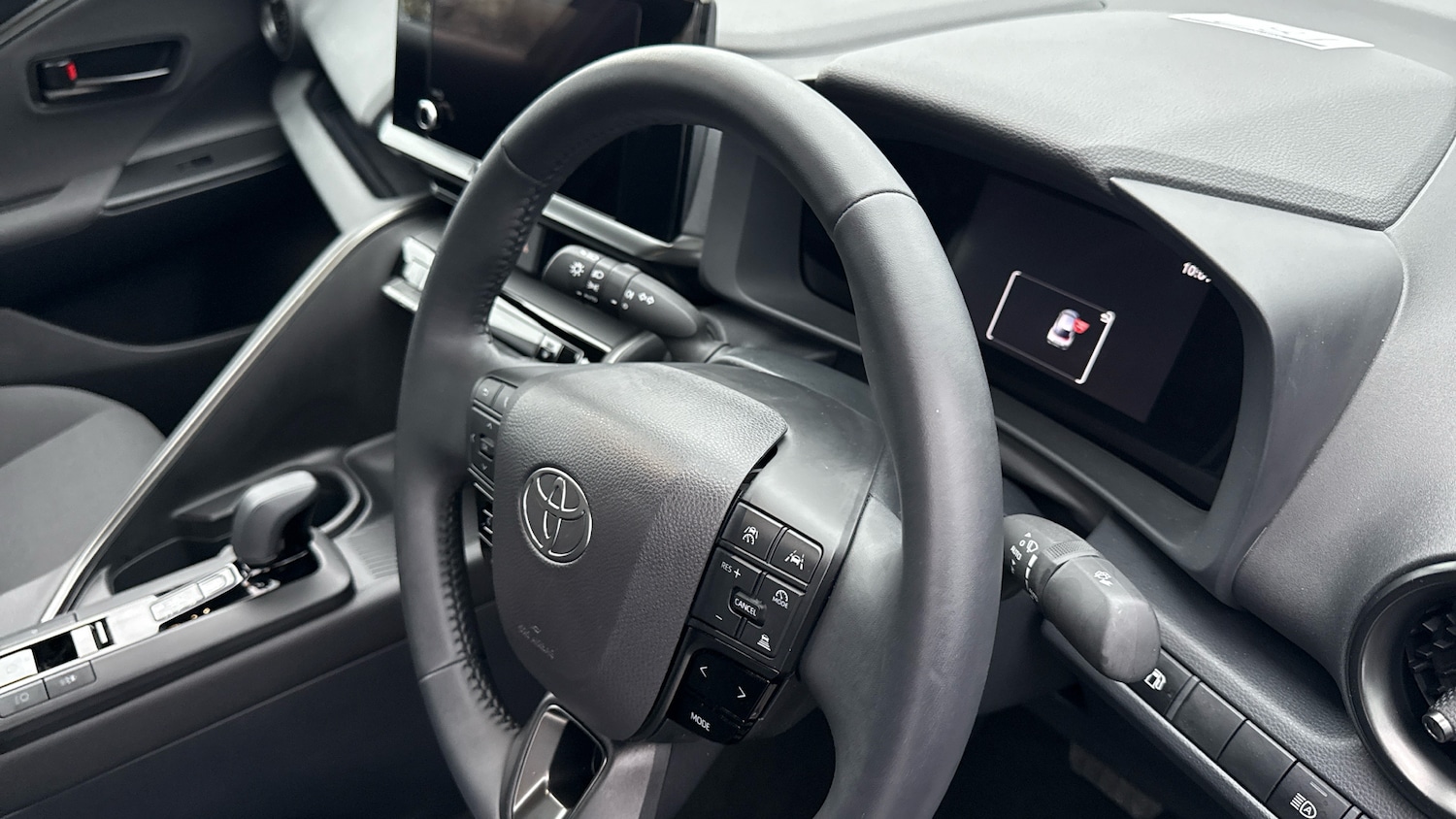 Used Toyota C-HR 2024 for sale - 76493763: Photo 40