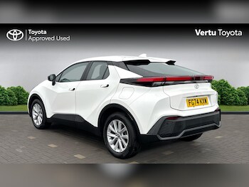 Used Toyota C-HR 2024 for sale - 76493763: Photo