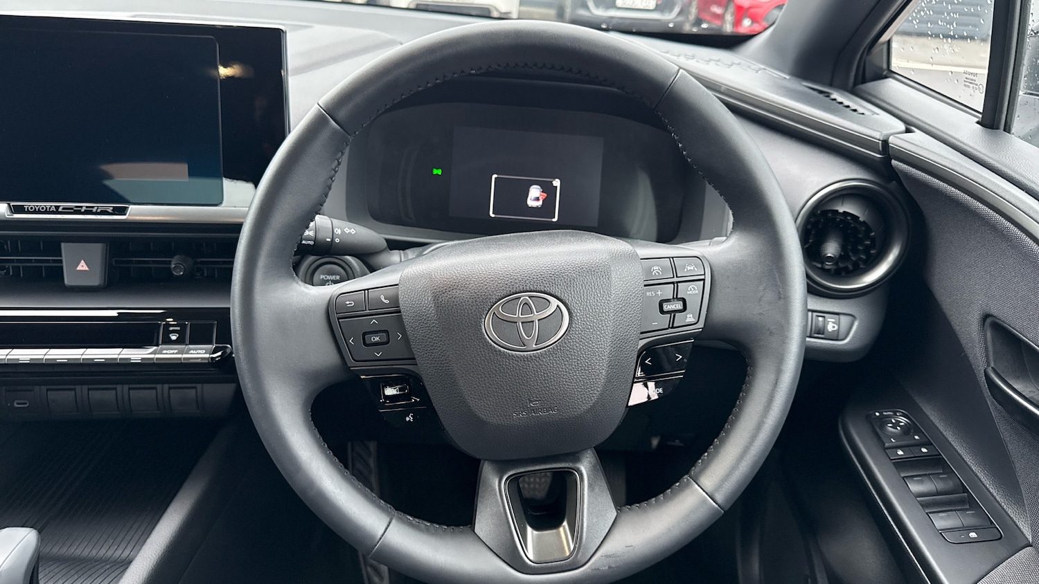 Used Toyota C-HR 2024 for sale - 76493763: Photo 8