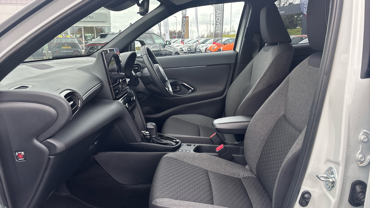 Used Toyota Yaris Cross 2024 for sale - 77763338: Photo 10