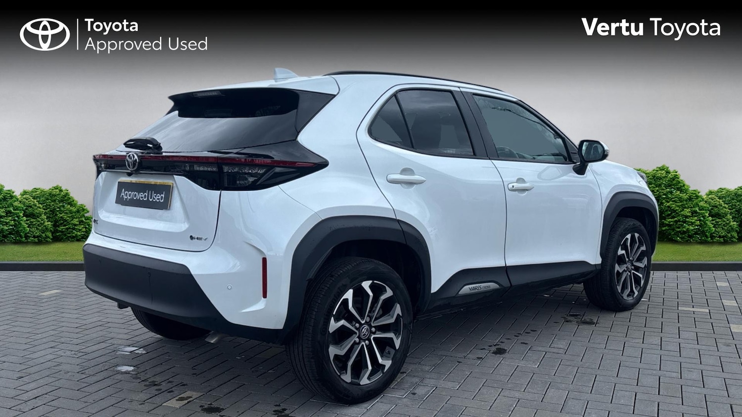 Used Toyota Yaris Cross 2024 for sale - 77763338: Photo 2