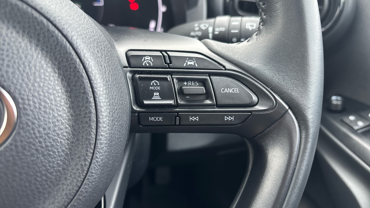 Used Toyota Yaris Cross 2024 for sale - 77763338: Photo 41