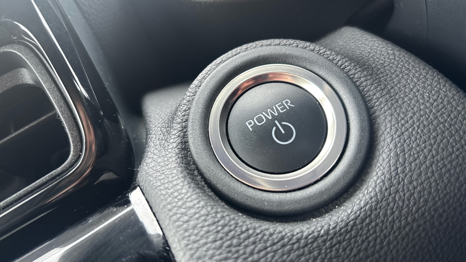 Used Toyota Yaris Cross 2024 for sale - 77763338: Photo 45