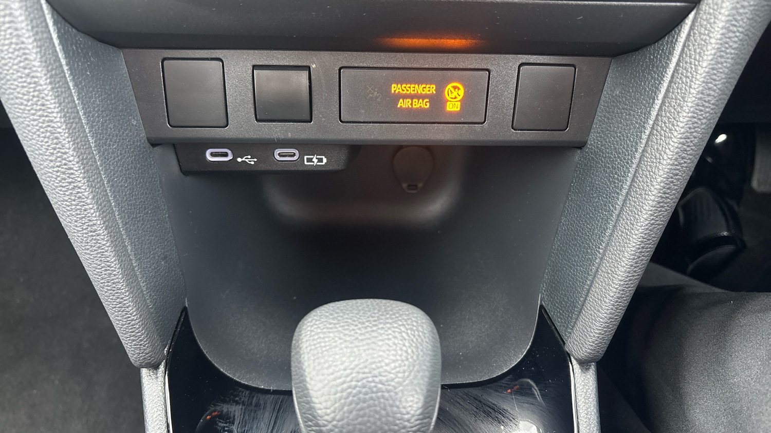 Used Toyota Yaris Cross 2024 for sale - 77763338: Photo 48