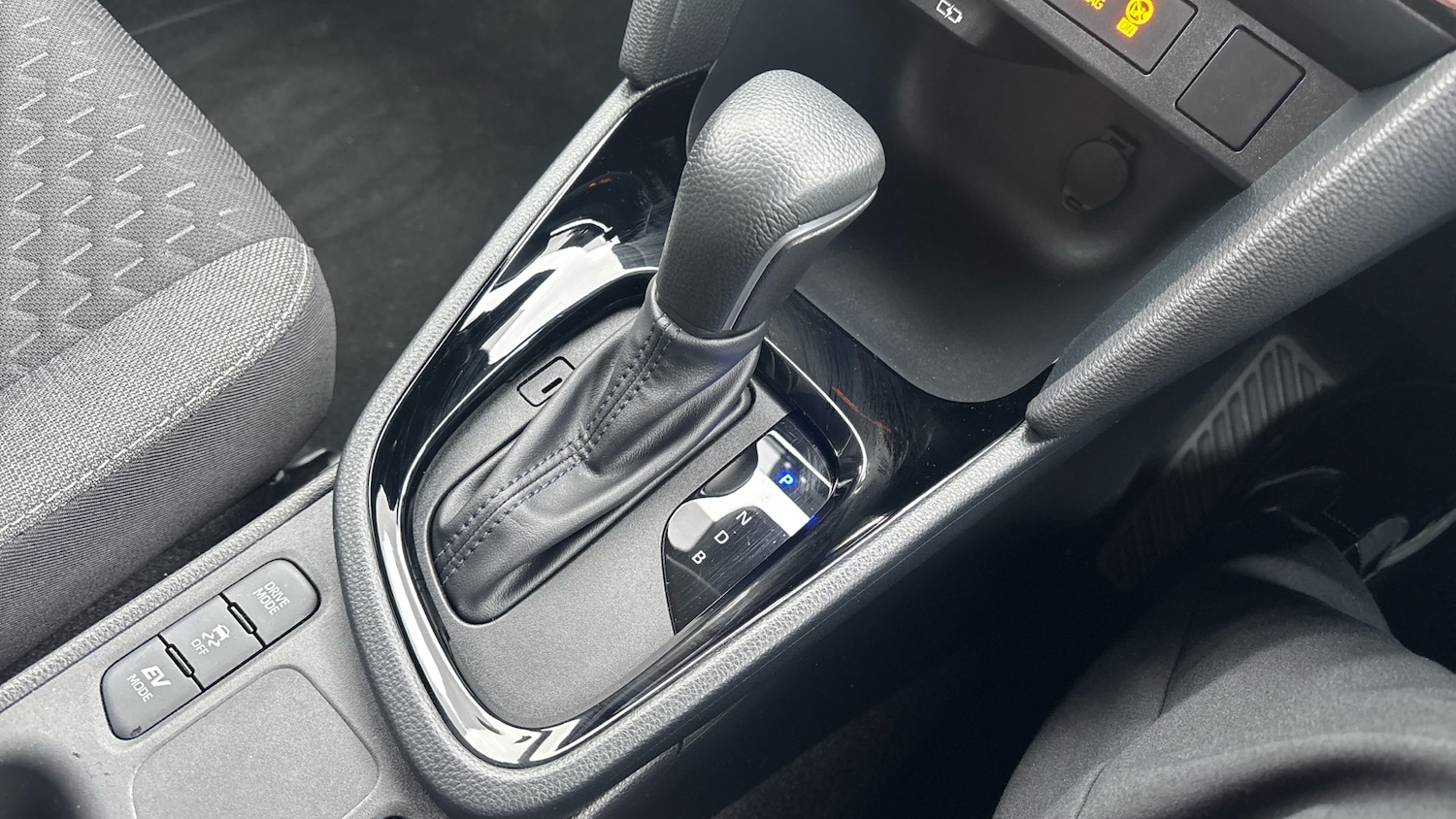 Used Toyota Yaris Cross 2024 for sale - 77763338: Photo 49