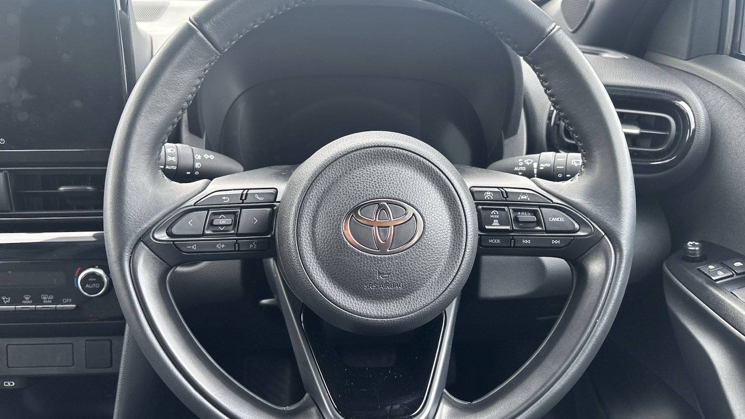Used Toyota Yaris Cross 2024 for sale - 77763338: Photo 6