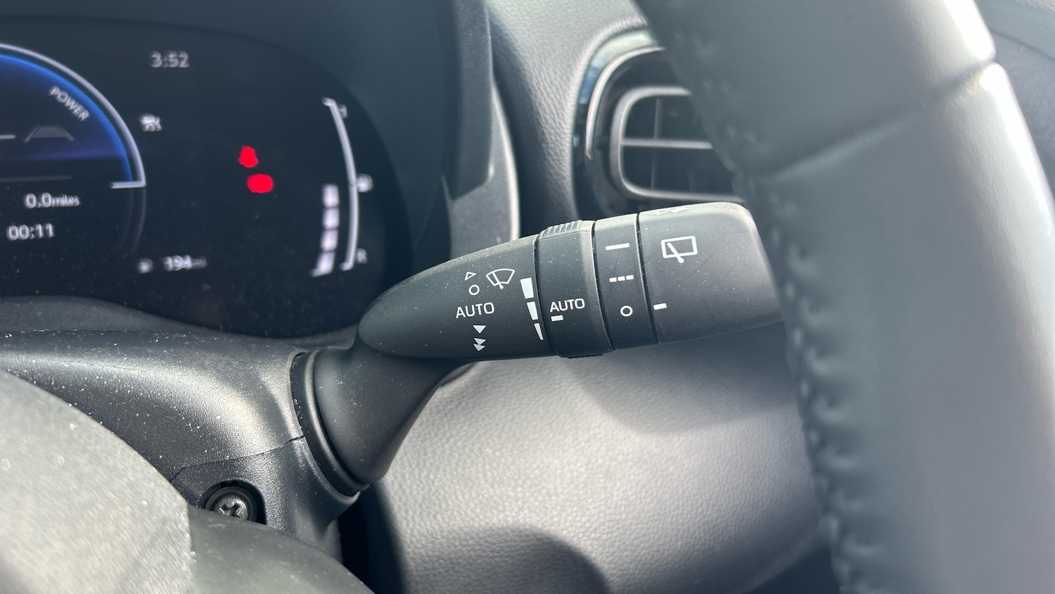Used Toyota Yaris Cross 2024 for sale - 75972819: Photo 28