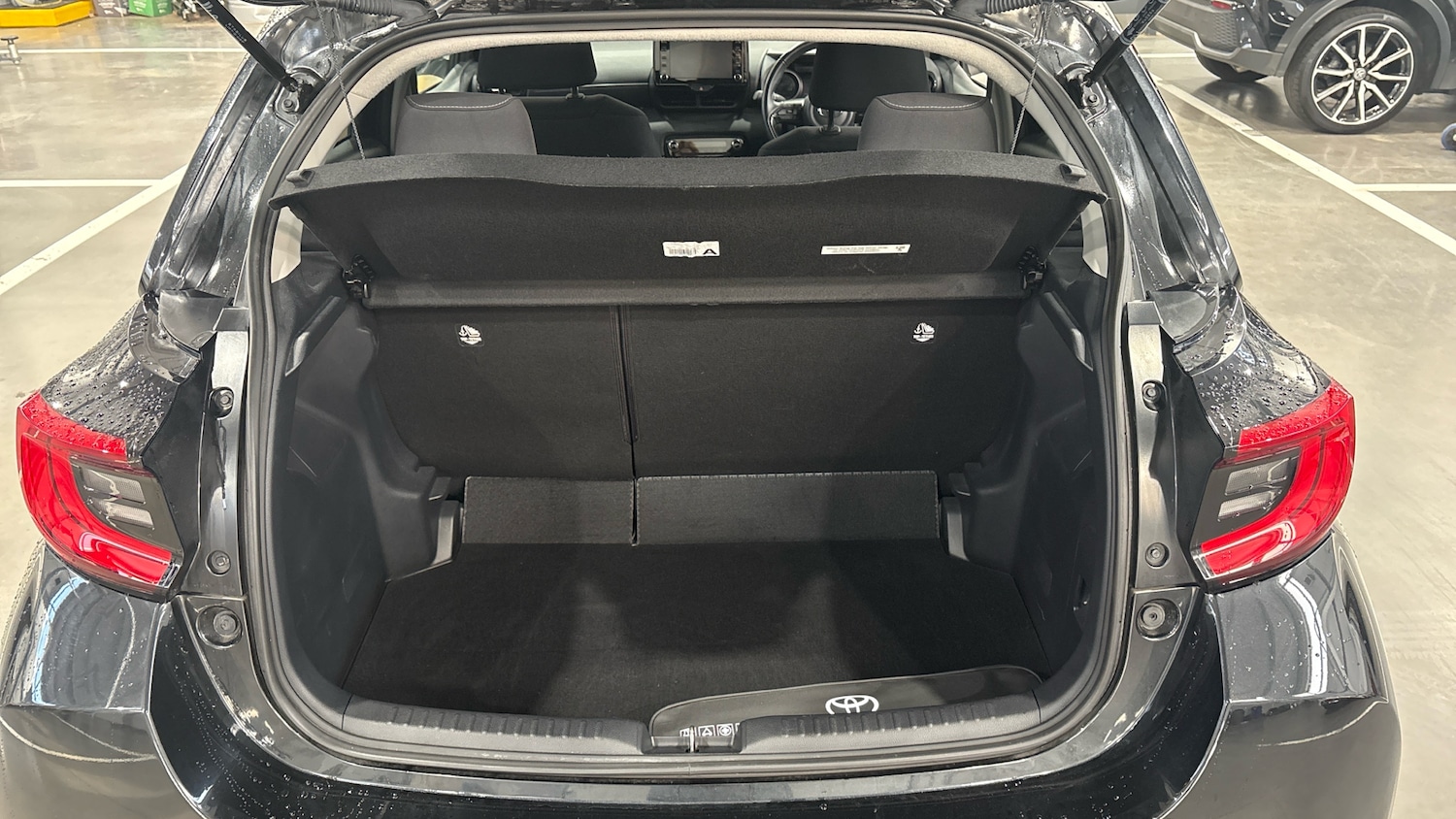 Used Toyota Yaris 2022 for sale - 77387863: Photo 14