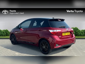 Used Toyota Yaris 2017 for sale - 79032031: Photo