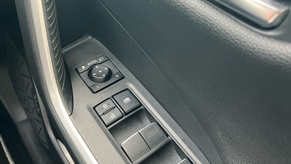 Used Toyota RAV4 2022 for sale - 76037512: Photo 27