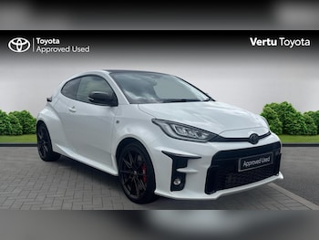 Used Toyota Yaris 2021 for sale - 79491203: Photo