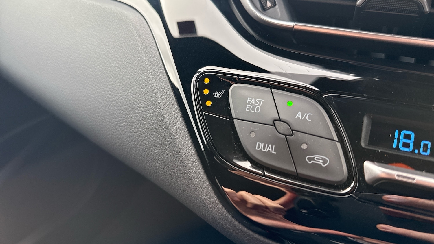 Used Toyota C-HR 2021 for sale - 78004282: Photo 24