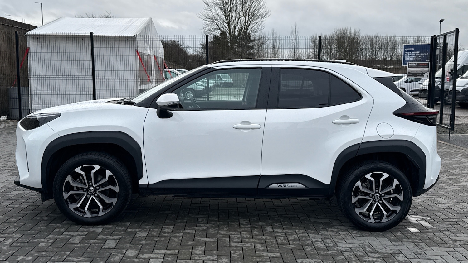 Used Toyota Yaris Cross 2024 for sale - 77664852: Photo 17