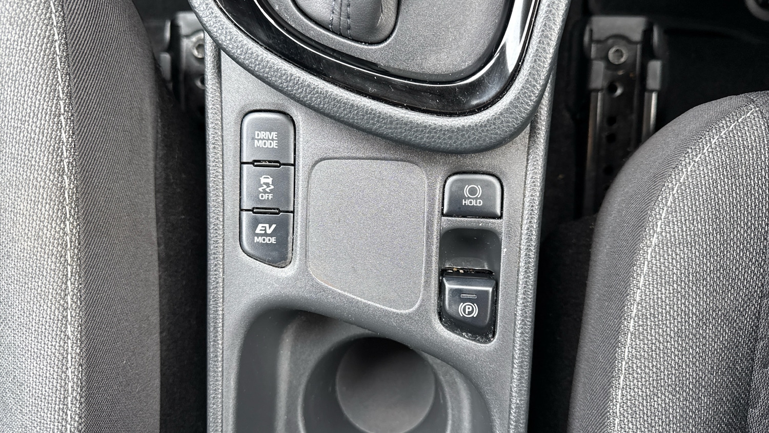 Used Toyota Yaris Cross 2024 for sale - 77664852: Photo 21