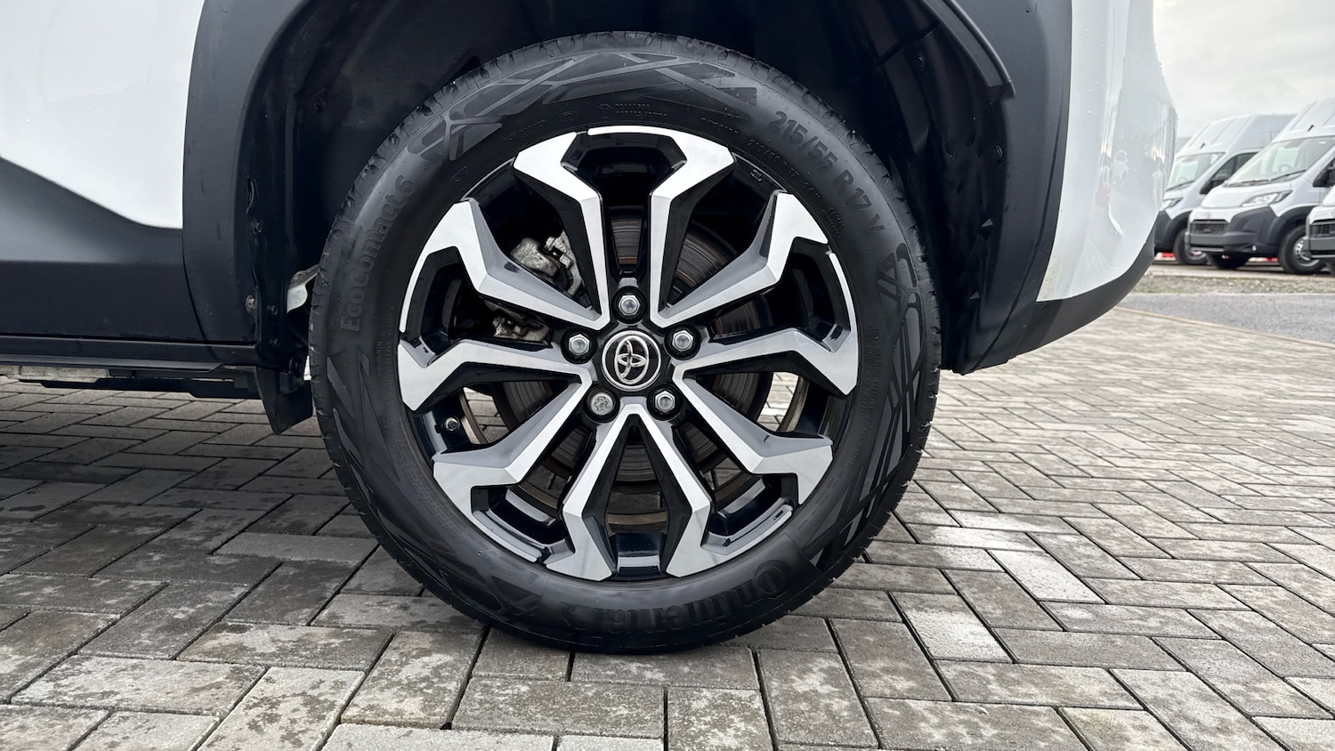 Used Toyota Yaris Cross 2024 for sale - 77664852: Photo 48