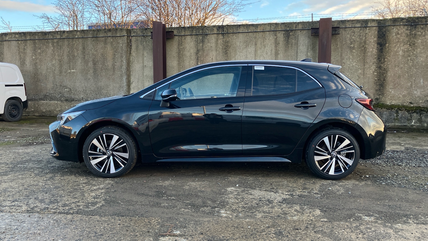 Used Toyota Corolla 2025 for sale - 77300304: Photo 17