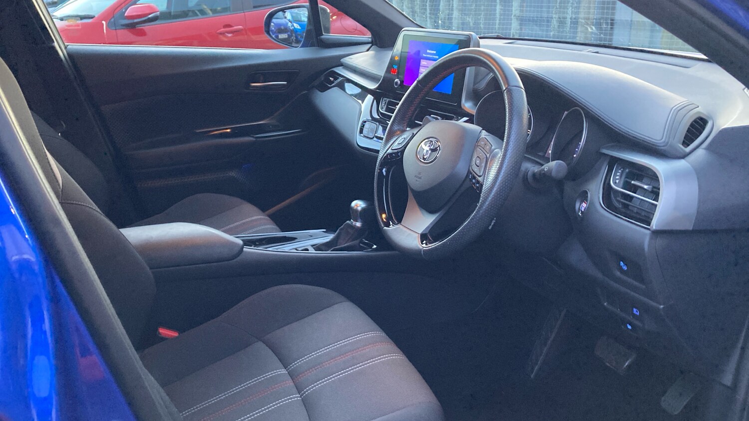 Used Toyota C-HR 2022 for sale - 78054144: Photo 11