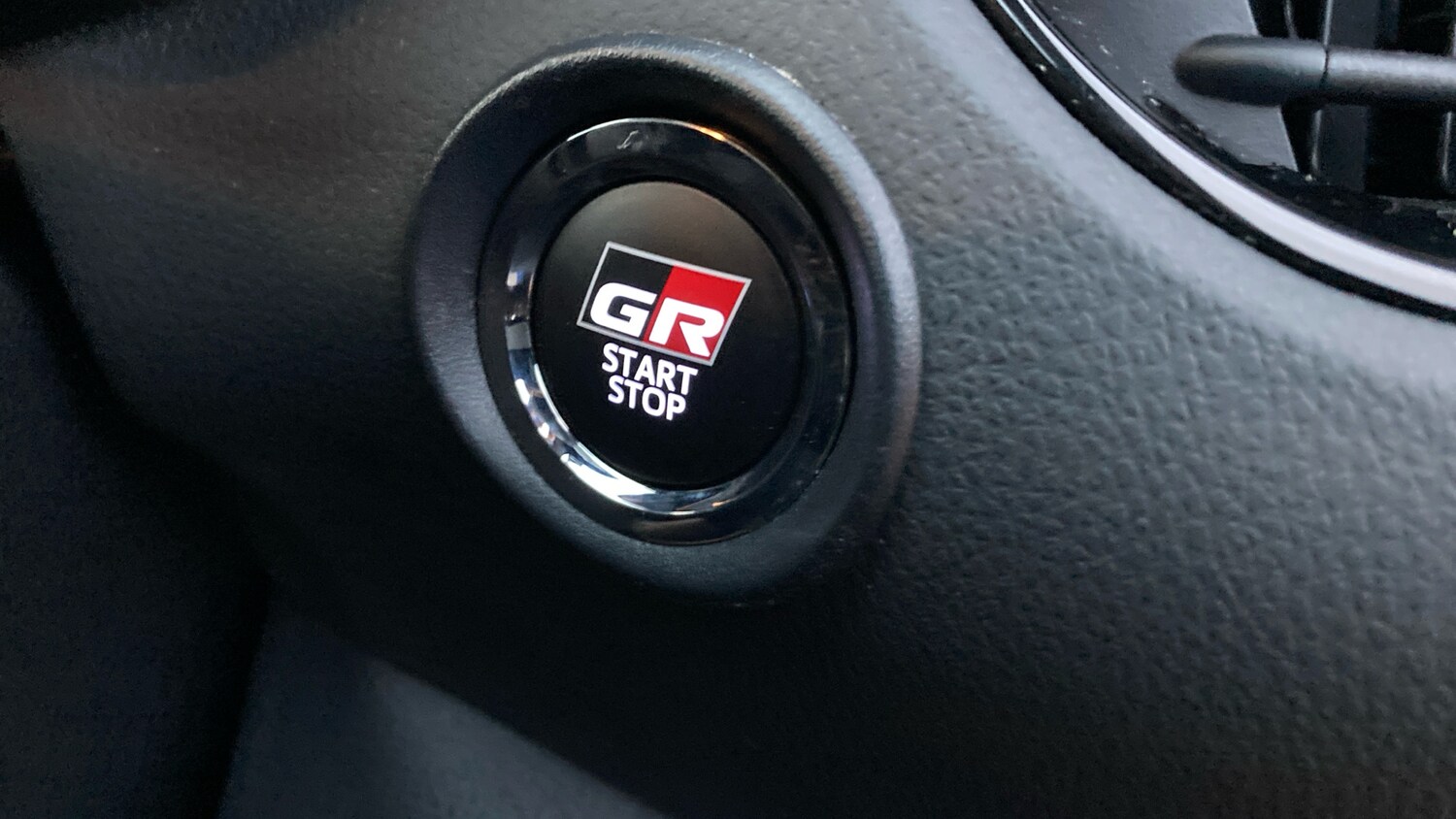 Used Toyota C-HR 2022 for sale - 78054144: Photo 36