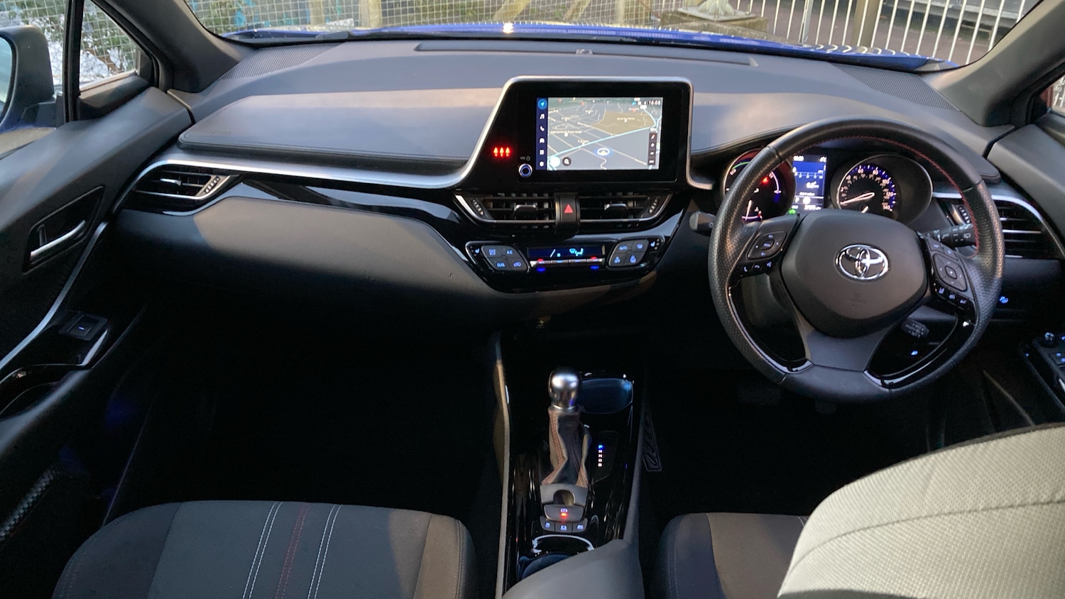 Used Toyota C-HR 2022 for sale - 78054144: Photo 5