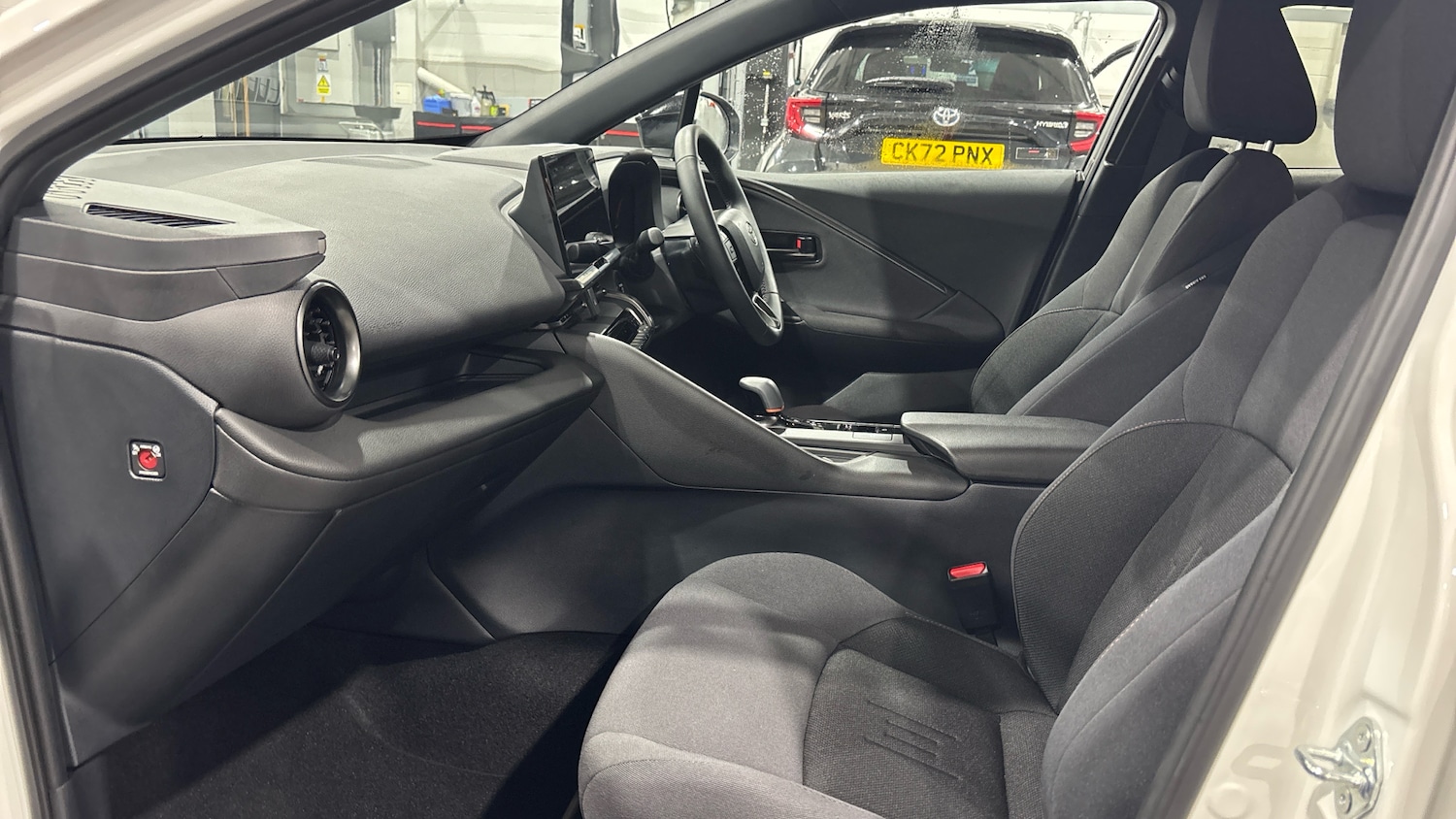 Used Toyota C-HR 2025 for sale - 77071366: Photo 10