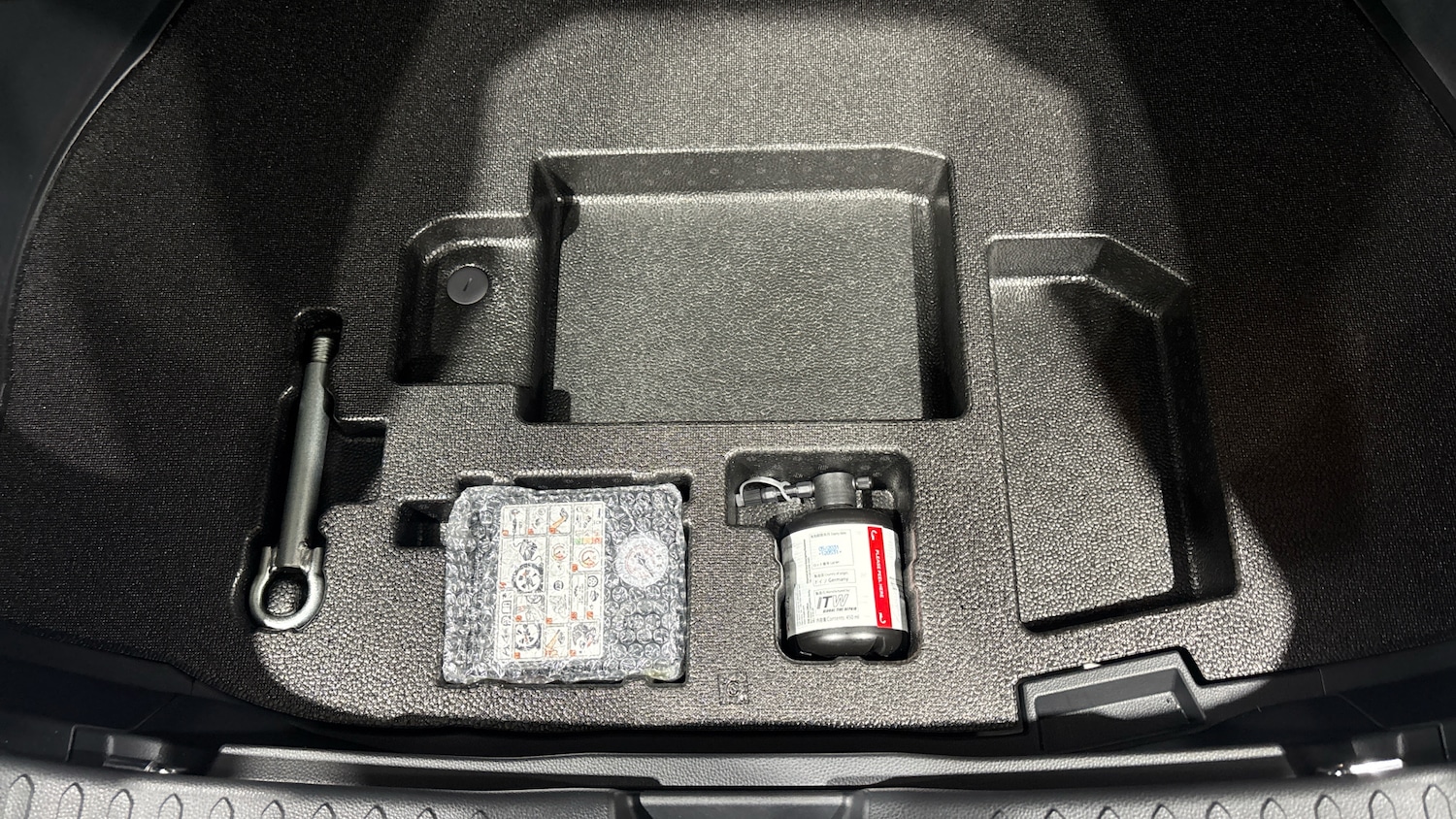 Used Toyota C-HR 2025 for sale - 77071366: Photo 21