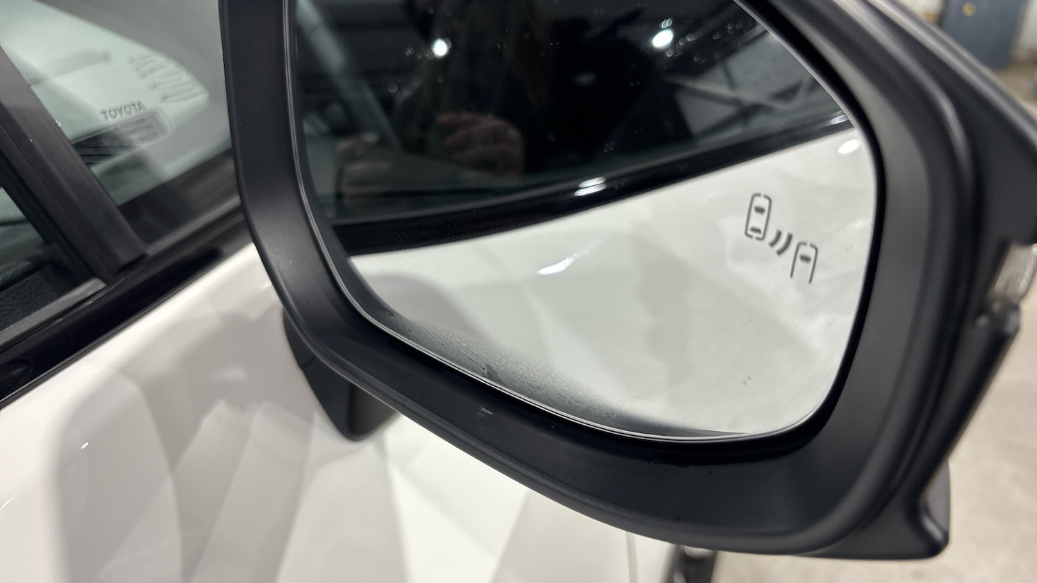 Used Toyota C-HR 2025 for sale - 77071366: Photo 38