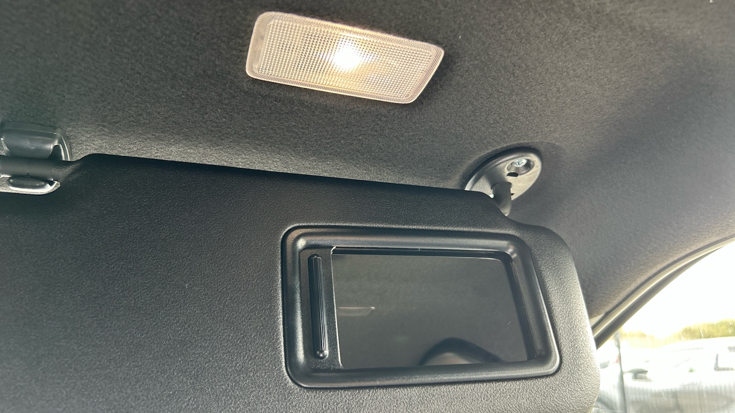 Used Toyota Yaris Cross 2025 for sale - 76004847: Photo 38