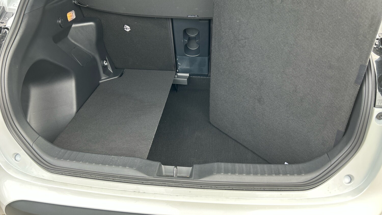 Used Toyota Yaris Cross 2025 for sale - 76004847: Photo 45