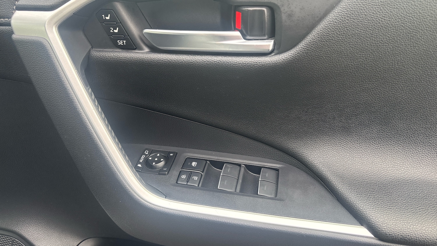 Used Toyota RAV4 2022 for sale - 76956985: Photo 43