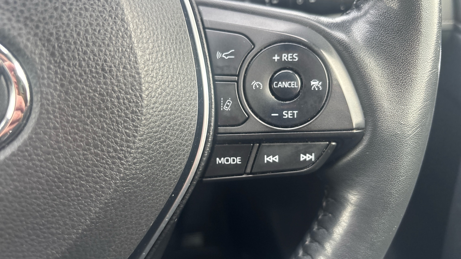 Used Toyota RAV4 2022 for sale - 76956985: Photo 46