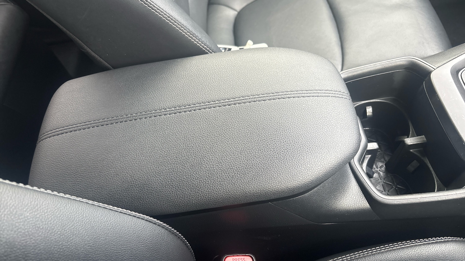 Used Toyota RAV4 2022 for sale - 76956985: Photo 54