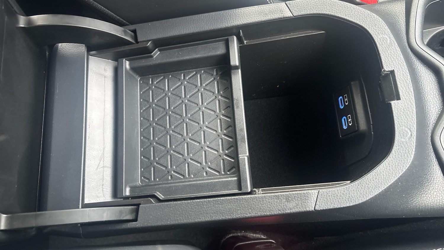 Used Toyota RAV4 2022 for sale - 76956985: Photo 55