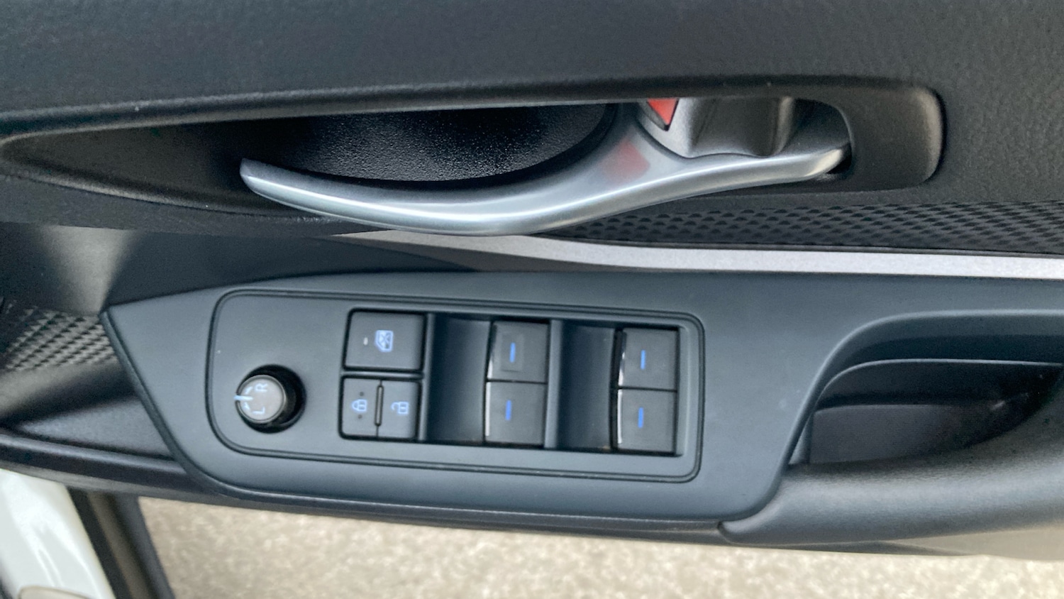 Used Toyota C-HR 2022 for sale - 77662455: Photo 34