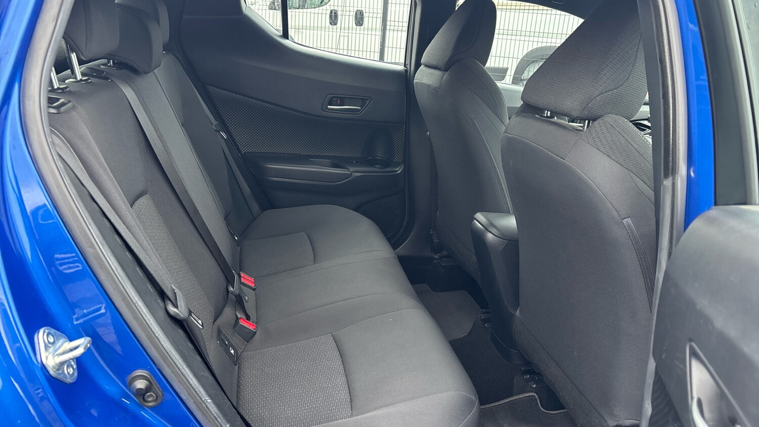 Used Toyota C-HR 2018 for sale - 77678590: Photo 12