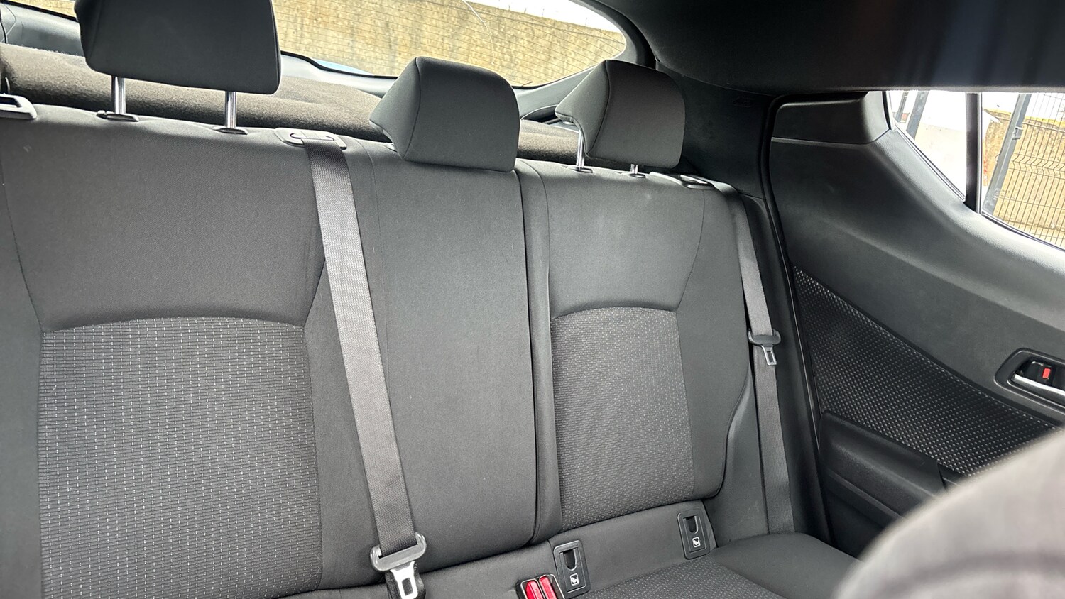 Used Toyota C-HR 2018 for sale - 77678590: Photo 23