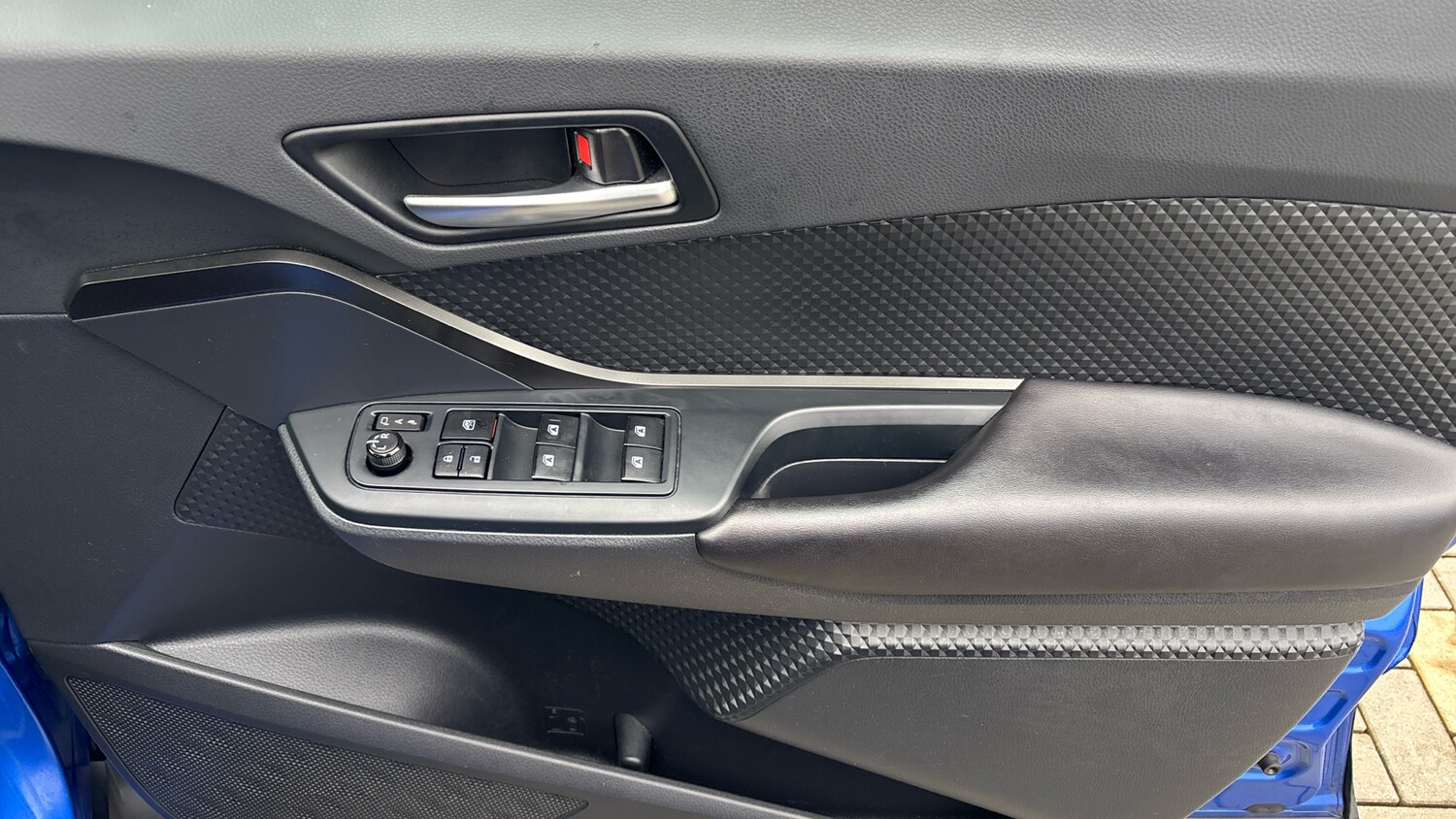 Used Toyota C-HR 2018 for sale - 77678590: Photo 41