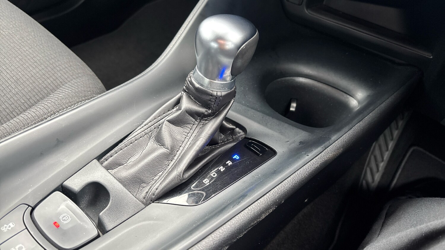 Used Toyota C-HR 2018 for sale - 77678590: Photo 52