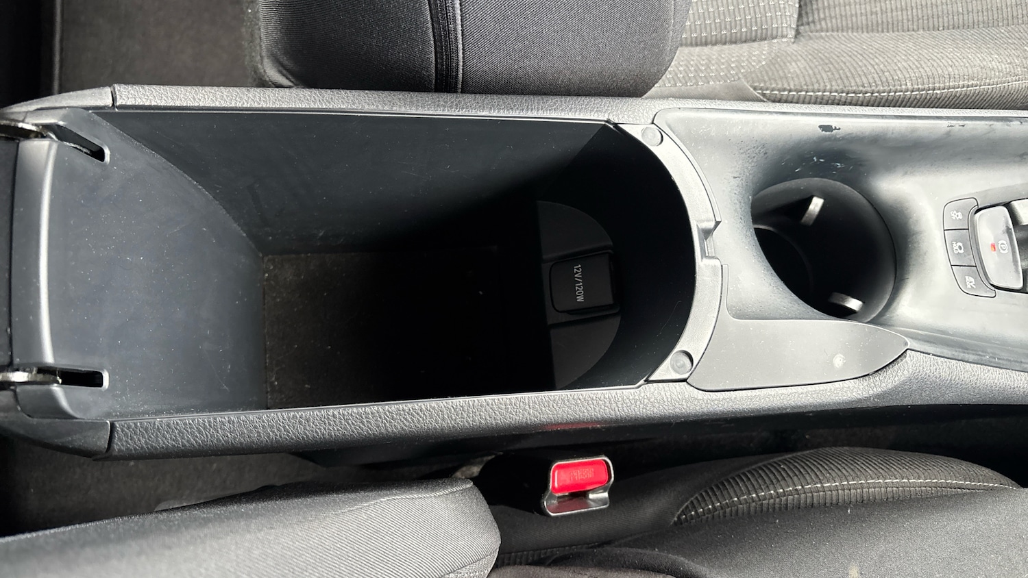 Used Toyota C-HR 2018 for sale - 77678590: Photo 55