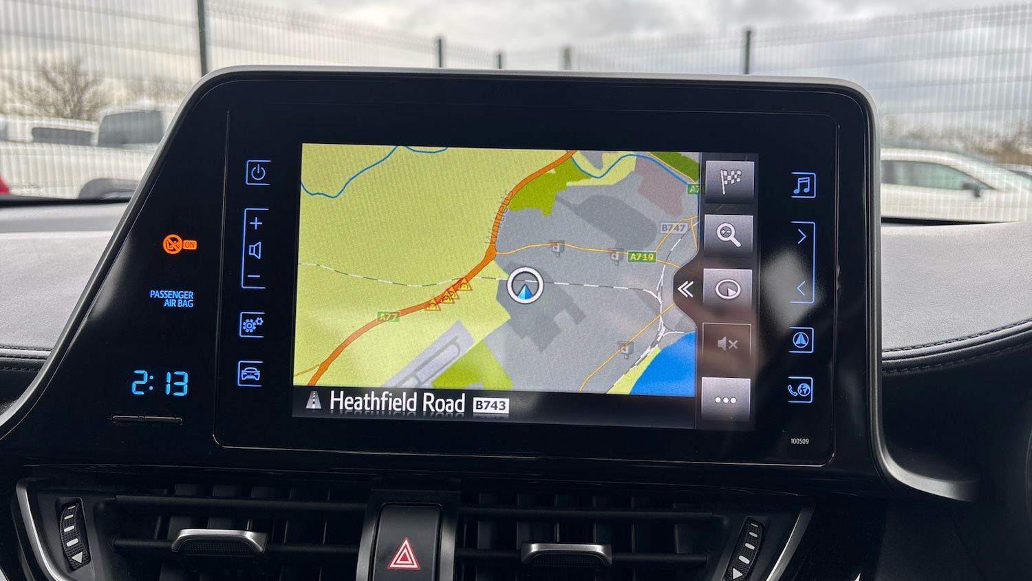 Used Toyota C-HR 2018 for sale - 77678590: Photo 7