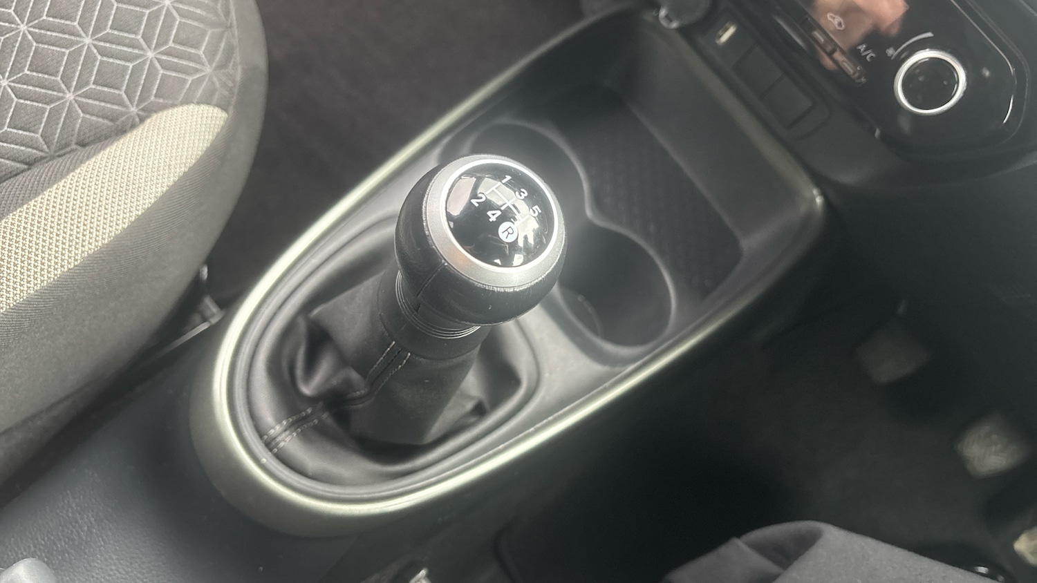 Used Toyota Aygo X 2023 for sale - 76500053: Photo 50