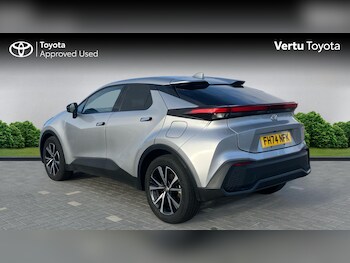 Used Toyota C-HR 2025 for sale - 76449506: Photo