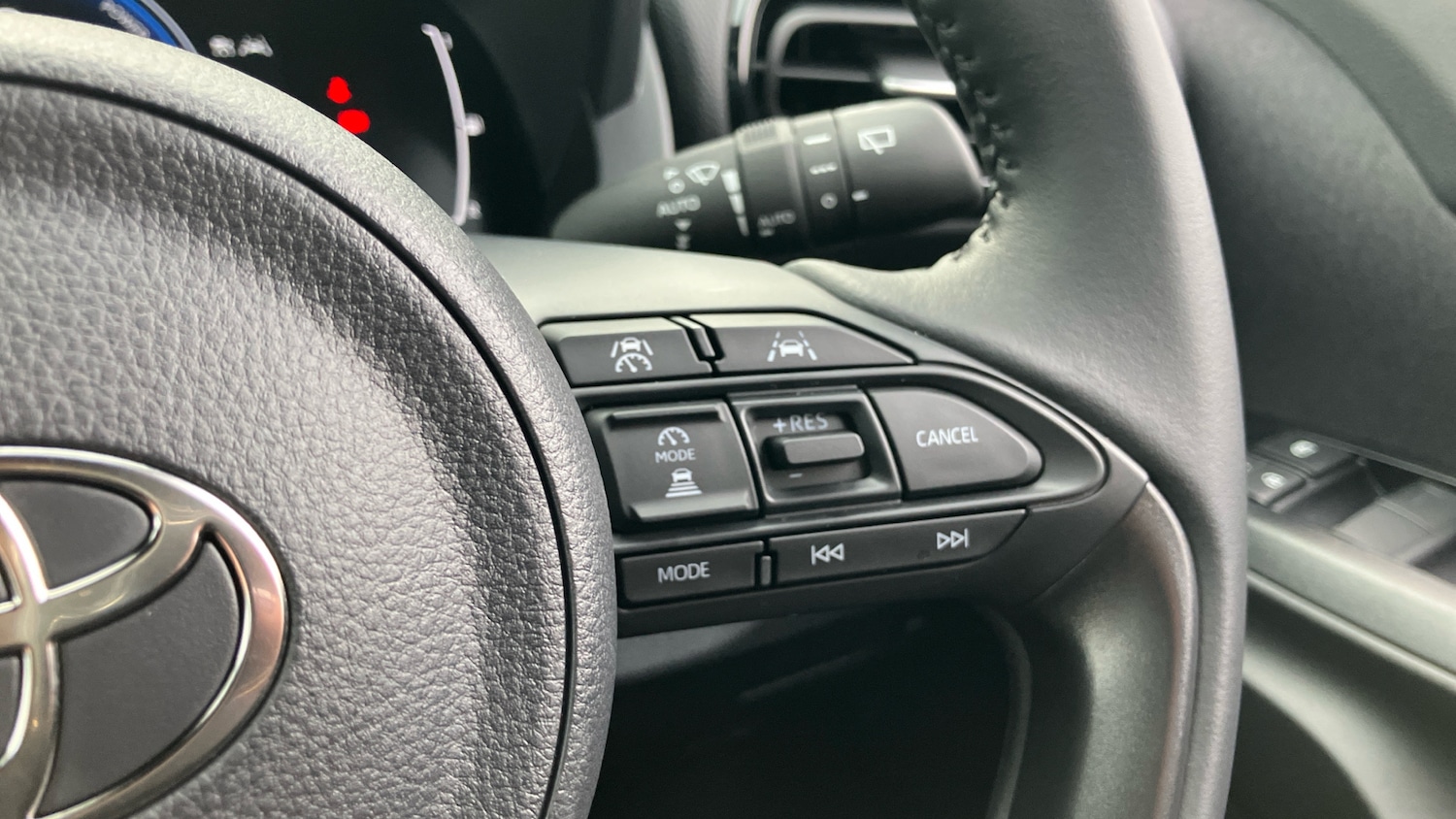 Used Toyota Yaris Cross 2025 for sale - 76643286: Photo 31